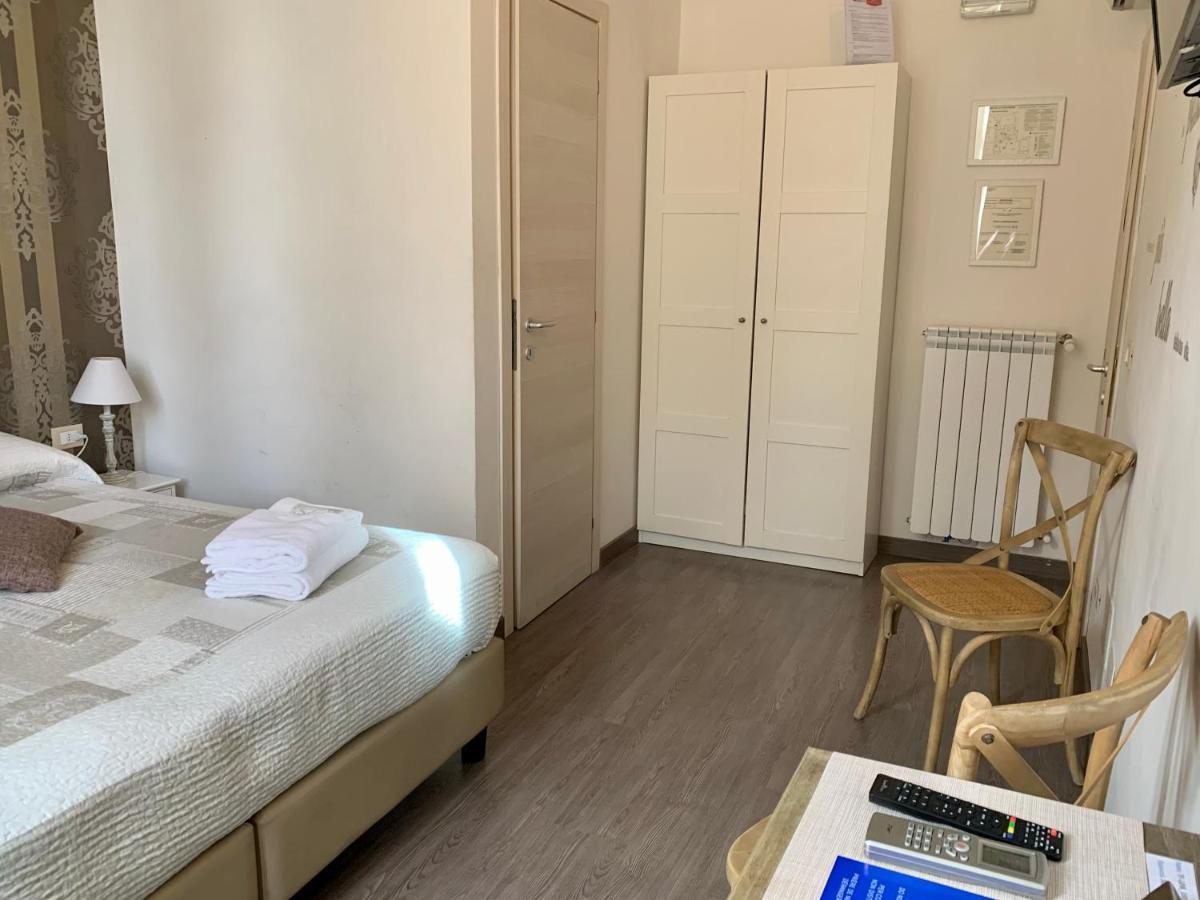 Guest House Casa Vicenza Roma Ngoại thất bức ảnh
