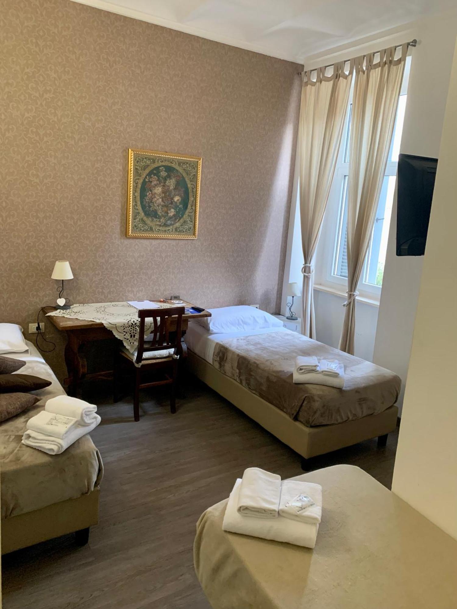 Guest House Casa Vicenza Roma Phòng bức ảnh